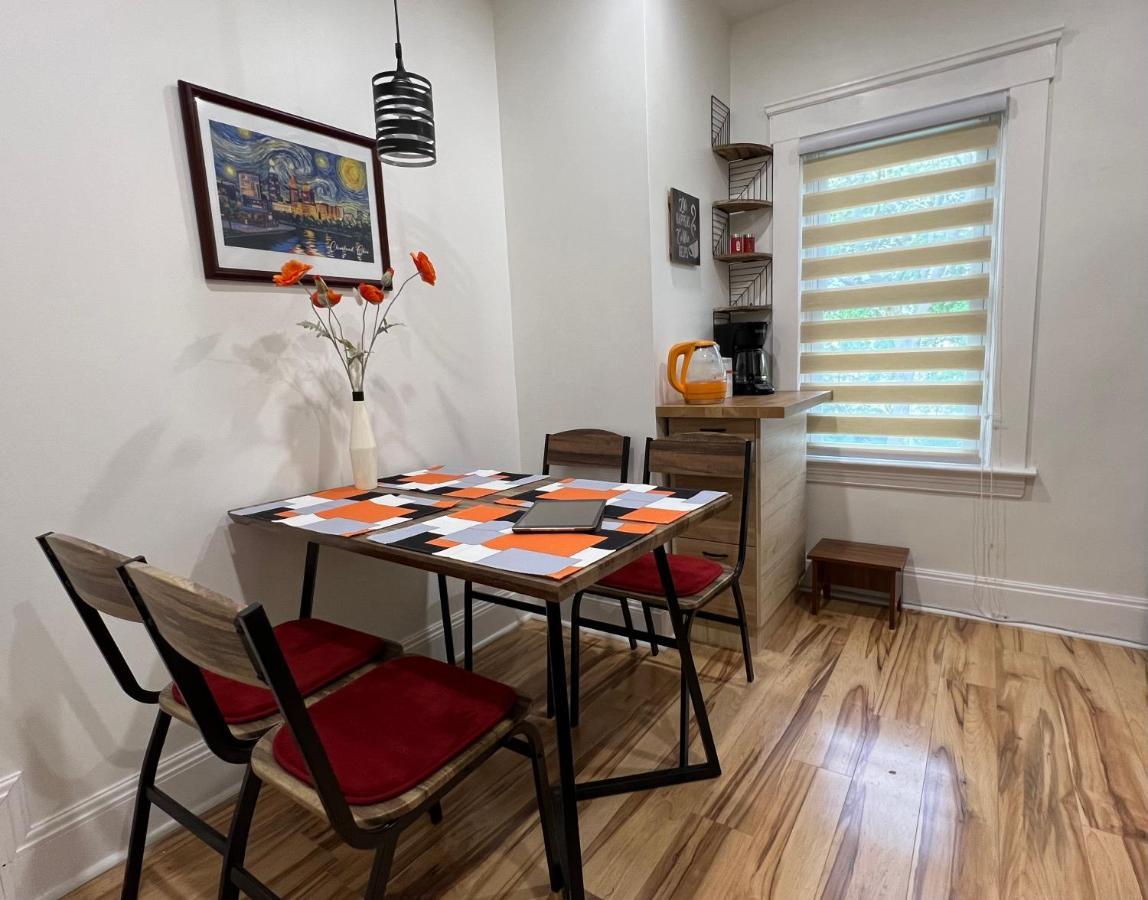 Trendy In Tremont, Cleveland Apartamento Exterior foto